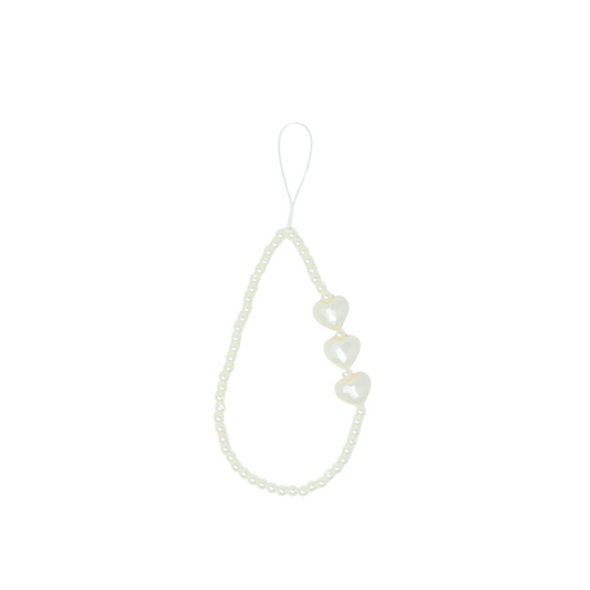 Caser Custom White Pearl Triple Heart phone charm, detail view
