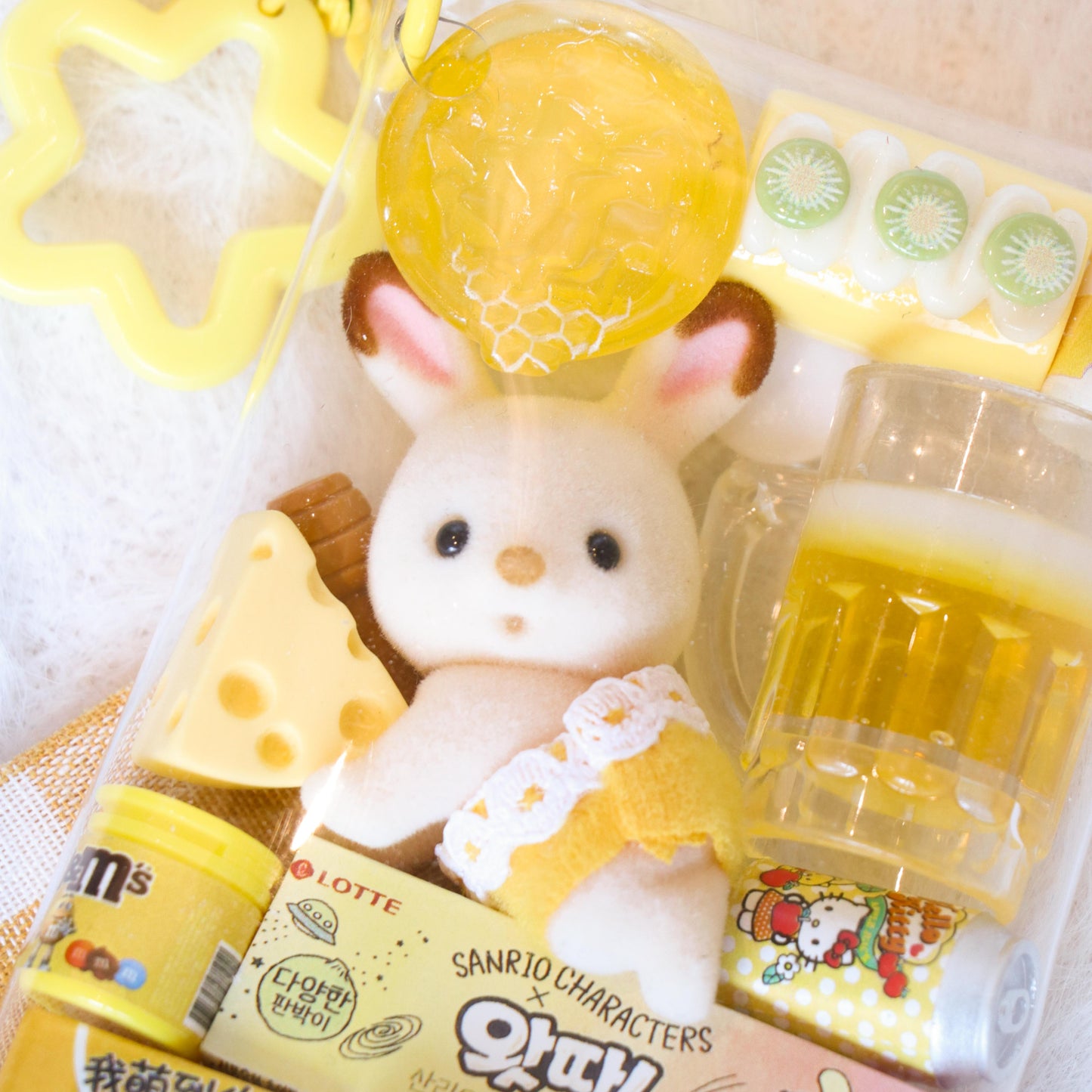Calico Critters Bag Charm – Chocolate Rabbit Mini Pouch Accessory